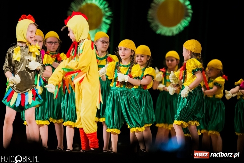 Zdjęcie w galerii na portalu naszraciborz.pl: Koncert charytatywny Źródła na rzecz Filipka wiadomości z regionu