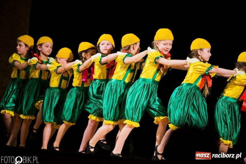 Zdjęcie w galerii na portalu naszraciborz.pl: Koncert charytatywny Źródła na rzecz Filipka wiadomości z regionu