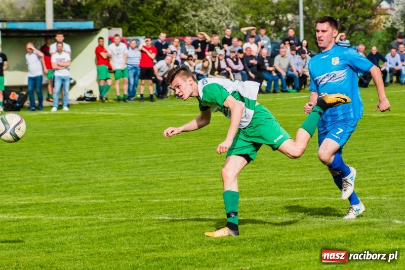 Zdjęcie w galerii na portalu naszraciborz.pl: A klasa: Hit kolejki nie zawiódł. Kornowac zremisował z Gorzycami wiadomości z regionu
