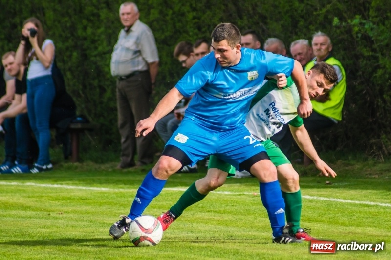 Zdjęcie w galerii na portalu naszraciborz.pl: A klasa: Hit kolejki nie zawiódł. Kornowac zremisował z Gorzycami wiadomości z regionu