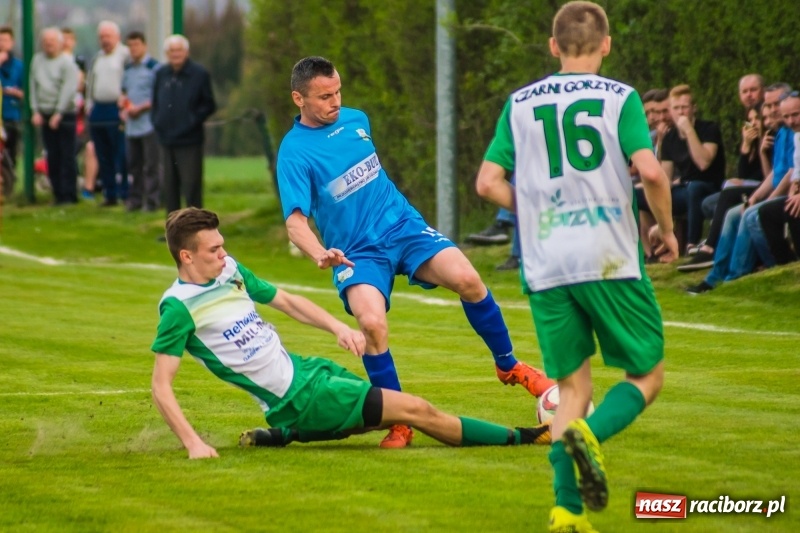 Zdjęcie w galerii na portalu naszraciborz.pl: A klasa: Hit kolejki nie zawiódł. Kornowac zremisował z Gorzycami wiadomości z regionu