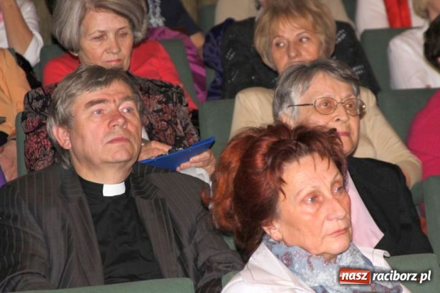 Zdjęcie w galerii na portalu naszraciborz.pl: Muzyką uczcili pamięć ofiar wiadomości z regionu