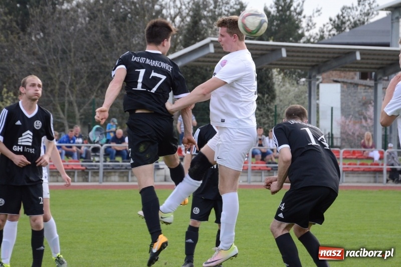 Zdjęcie w galerii na portalu naszraciborz.pl: B klasa: Markowice z kompletem punktów w Czyżowicach wiadomości z regionu
