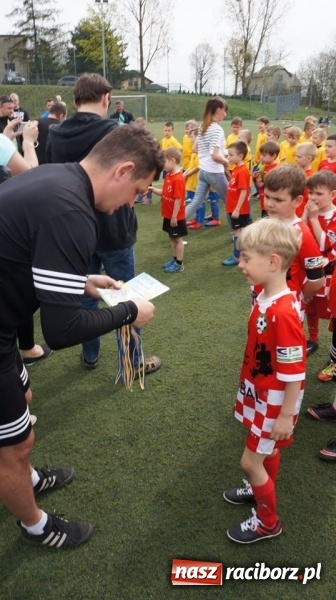 Zdjęcie w galerii na portalu naszraciborz.pl: Żaki młodsze LKS Tworków na Kinder Cup Orzesze wiadomości z regionu