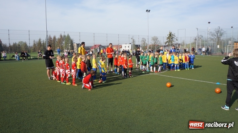Zdjęcie w galerii na portalu naszraciborz.pl: Żaki młodsze LKS Tworków na Kinder Cup Orzesze wiadomości z regionu