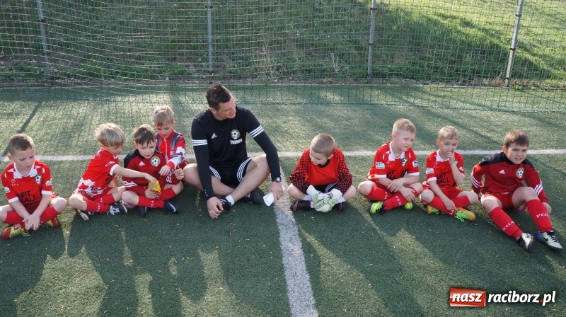Zdjęcie w galerii na portalu naszraciborz.pl: Żaki młodsze LKS Tworków na Kinder Cup Orzesze wiadomości z regionu