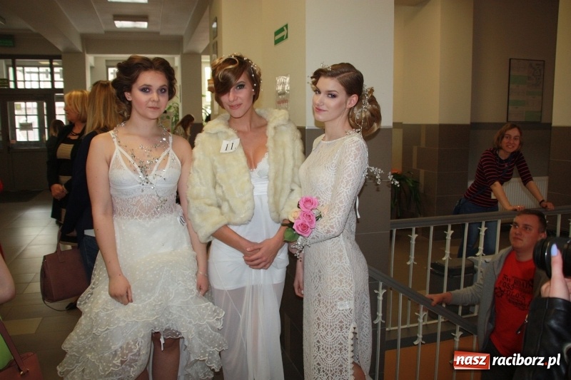 Zdjęcie w galerii na portalu naszraciborz.pl: Fryzjerzy CKZiU nr 1 zaprezentowali swoje umiejętności  wiadomości z regionu