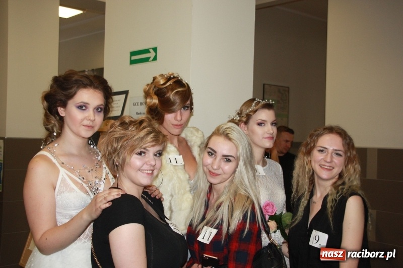 Zdjęcie w galerii na portalu naszraciborz.pl: Fryzjerzy CKZiU nr 1 zaprezentowali swoje umiejętności  wiadomości z regionu