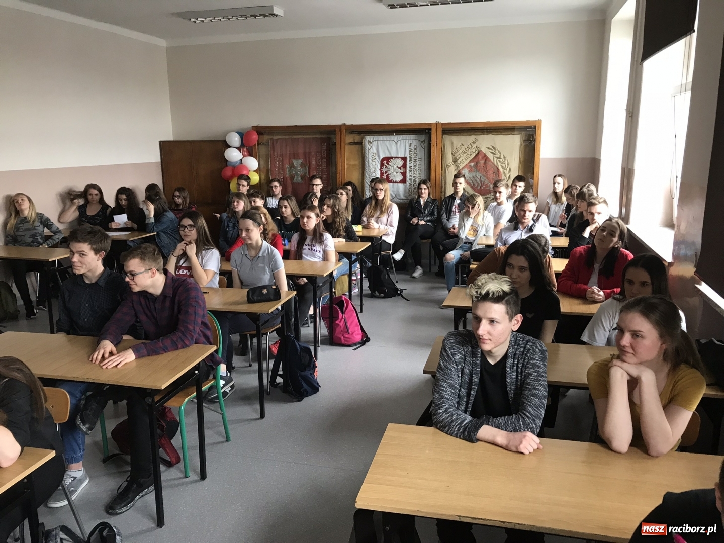 Zdjęcie w galerii na portalu naszraciborz.pl: O samorządności i kierunkach studiów. Wśród maturzystów rysuje się nowy trend wiadomości z regionu