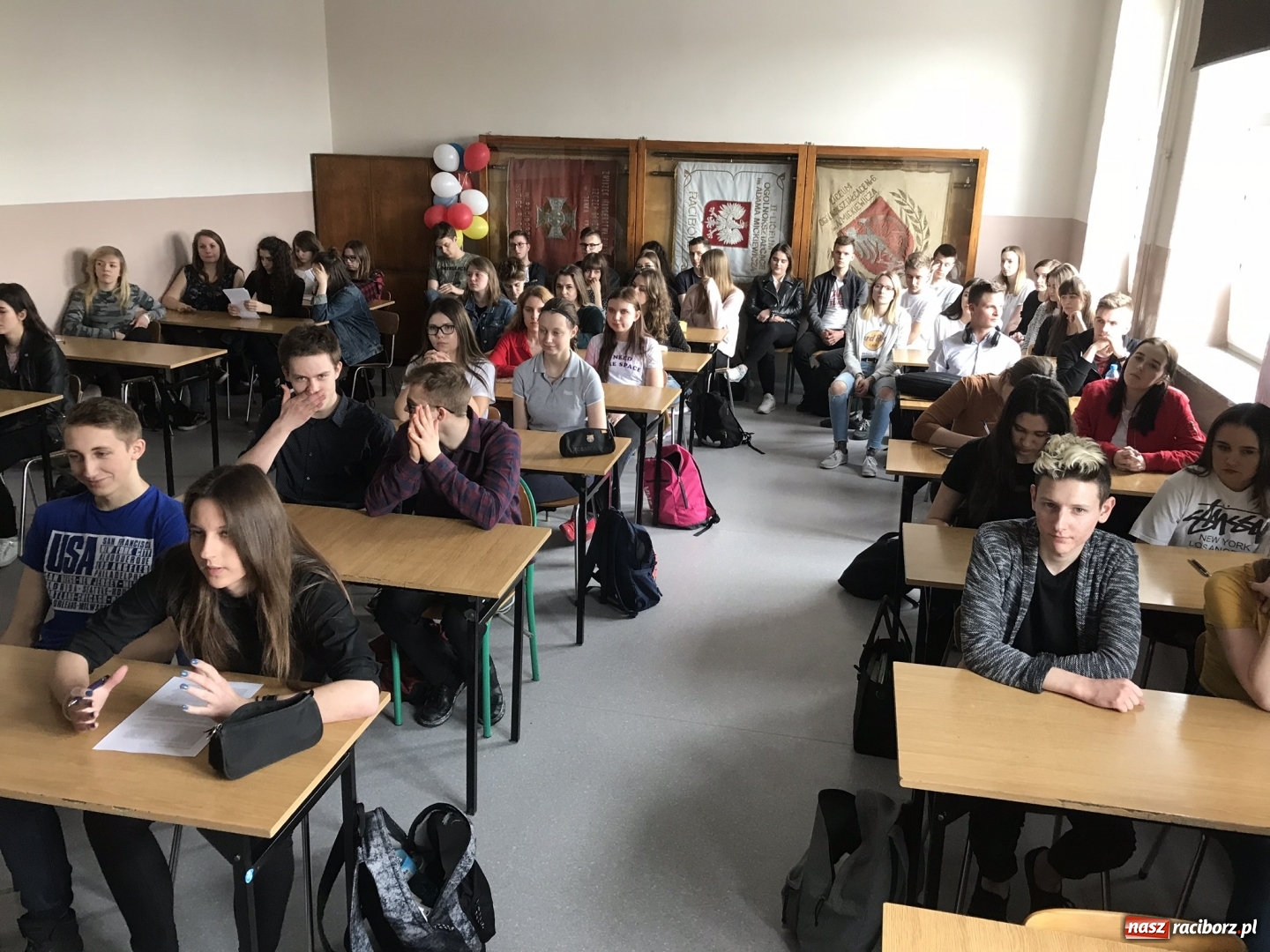 Zdjęcie w galerii na portalu naszraciborz.pl: O samorządności i kierunkach studiów. Wśród maturzystów rysuje się nowy trend wiadomości z regionu