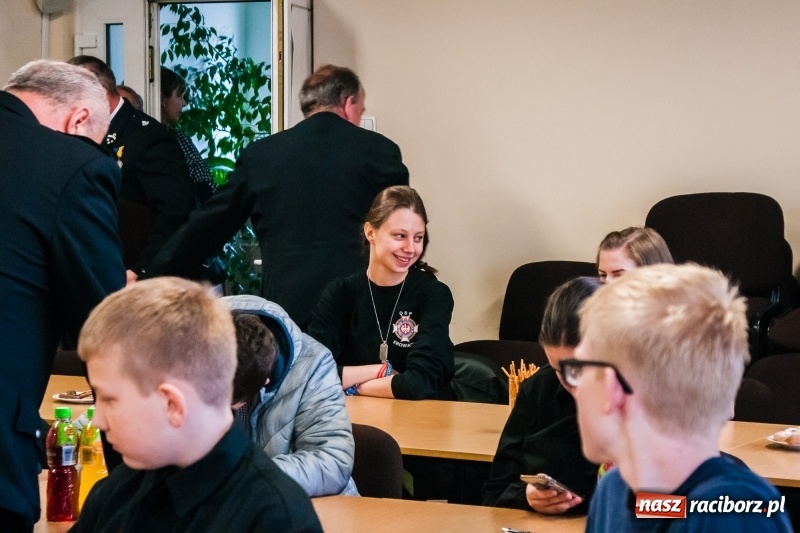 Zdjęcie w galerii na portalu naszraciborz.pl: Poznaliśmy powiatową mistrzynię oraz mistrzów wiedzy pożarniczej  wiadomości z regionu