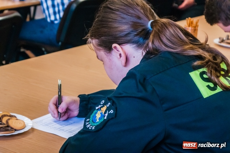 Zdjęcie w galerii na portalu naszraciborz.pl: Poznaliśmy powiatową mistrzynię oraz mistrzów wiedzy pożarniczej  wiadomości z regionu