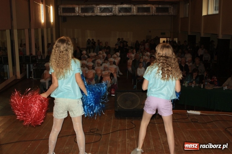Zdjęcie w galerii na portalu naszraciborz.pl: Najmłodsi artyści z gminy Krzanowice mieli dziś swój festiwal wiadomości z regionu