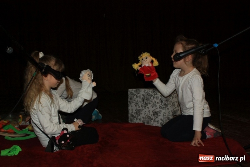 Zdjęcie w galerii na portalu naszraciborz.pl: Najmłodsi artyści z gminy Krzanowice mieli dziś swój festiwal wiadomości z regionu