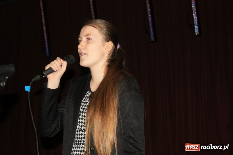 Zdjęcie w galerii na portalu naszraciborz.pl: Najmłodsi artyści z gminy Krzanowice mieli dziś swój festiwal wiadomości z regionu