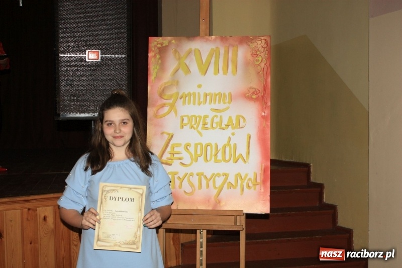 Zdjęcie w galerii na portalu naszraciborz.pl: Najmłodsi artyści z gminy Krzanowice mieli dziś swój festiwal wiadomości z regionu