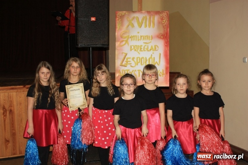 Zdjęcie w galerii na portalu naszraciborz.pl: Najmłodsi artyści z gminy Krzanowice mieli dziś swój festiwal wiadomości z regionu