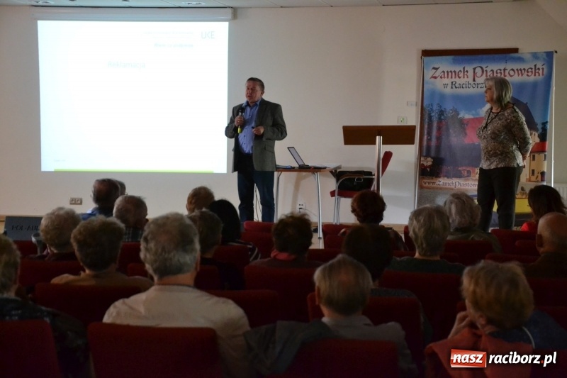 Zdjęcie w galerii na portalu naszraciborz.pl: Wiem, co podpisuję - spotkanie dla seniorów na Zamku Piastowskim wiadomości z regionu