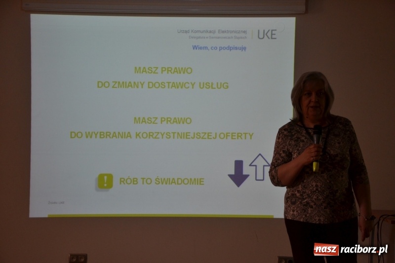 Zdjęcie w galerii na portalu naszraciborz.pl: Wiem, co podpisuję - spotkanie dla seniorów na Zamku Piastowskim wiadomości z regionu
