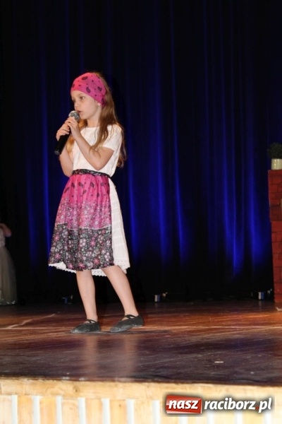 Zdjęcie w galerii na portalu naszraciborz.pl: Tańcz, nie żałuj podłogi, czyli VI Gminny Konkurs Taneczny w Kuźni Raciborskiej wiadomości z regionu