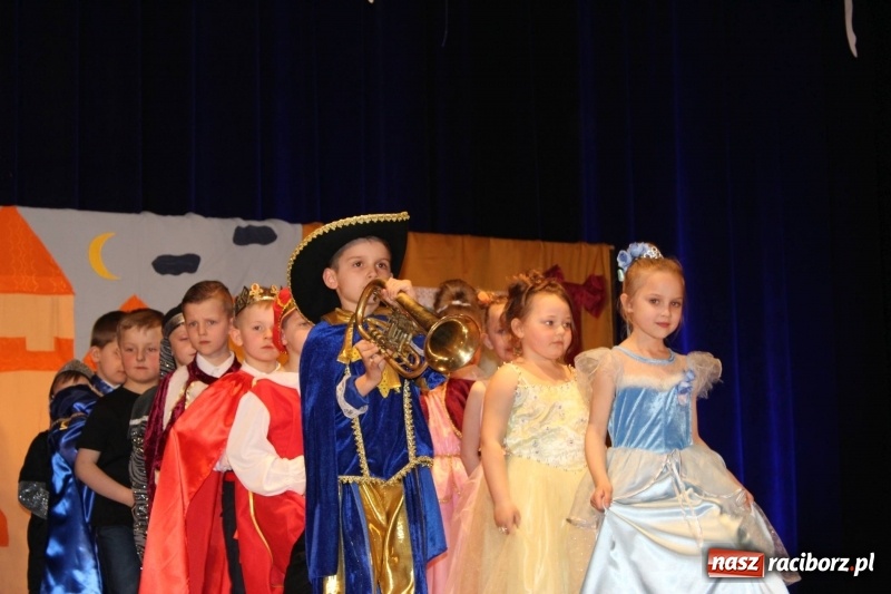 Zdjęcie w galerii na portalu naszraciborz.pl: Tańcz, nie żałuj podłogi, czyli VI Gminny Konkurs Taneczny w Kuźni Raciborskiej wiadomości z regionu