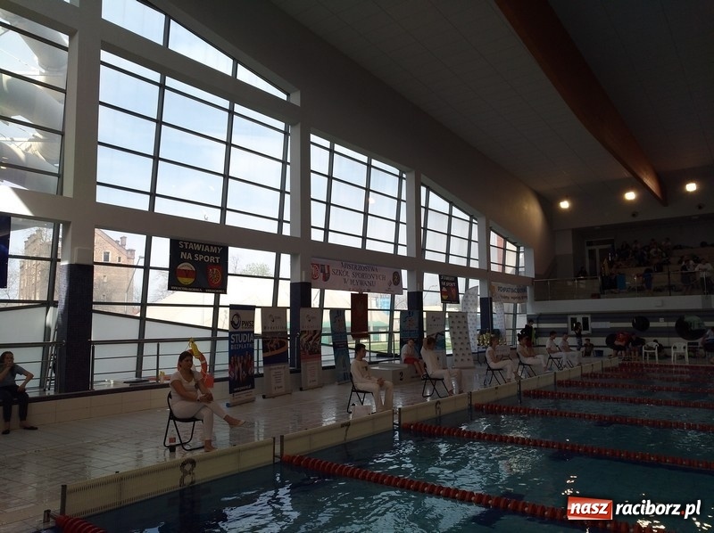 Zdjęcie w galerii na portalu naszraciborz.pl: Pływanie. Drugie miejsce Gimnazjum Mistrzostwa Sportowego w Raciborzu  wiadomości z regionu