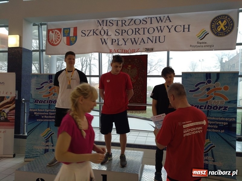 Zdjęcie w galerii na portalu naszraciborz.pl: Pływanie. Drugie miejsce Gimnazjum Mistrzostwa Sportowego w Raciborzu  wiadomości z regionu