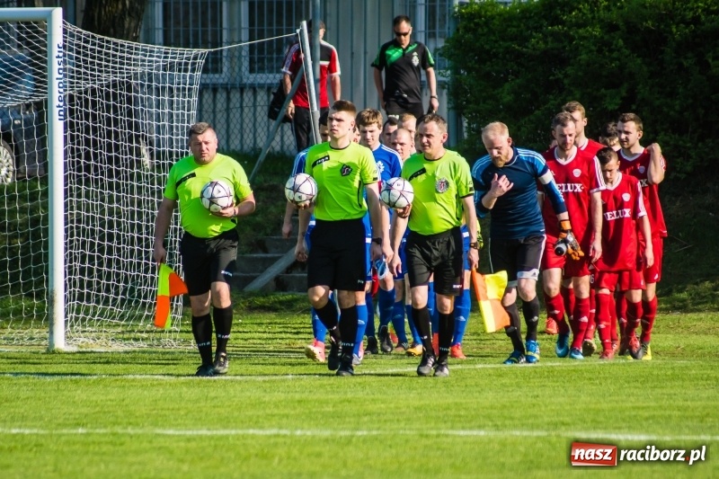 Zdjęcie w galerii na portalu naszraciborz.pl: Samobój ustawił mecz. Gaszowice z Pucharem Polski na szczeblu Podokręgu wiadomości z regionu