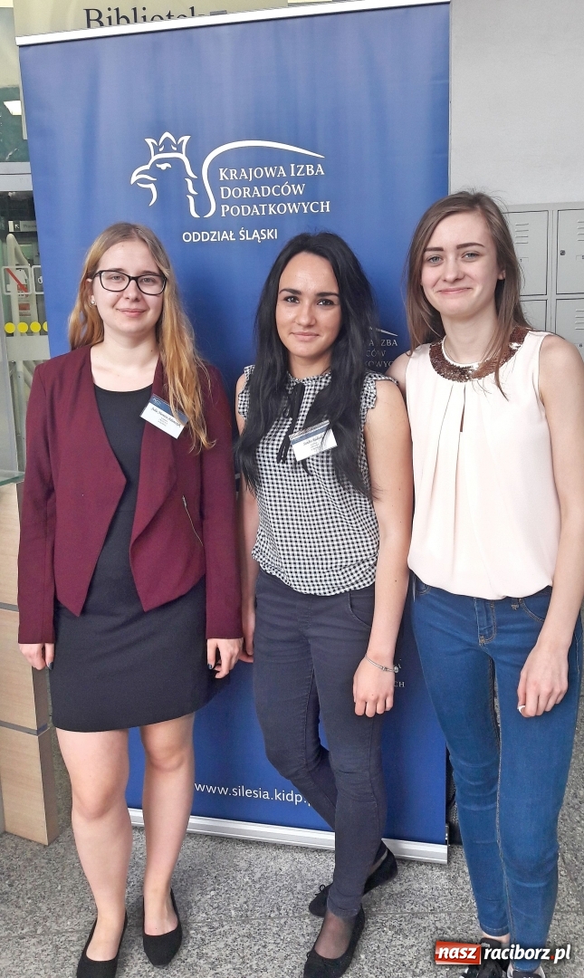 Zdjęcie w galerii na portalu naszraciborz.pl: Julia Niemira-Adamczyk z CKZiU nr 1 wśród dwudziestu najlepszych w Polsce wiadomości z regionu