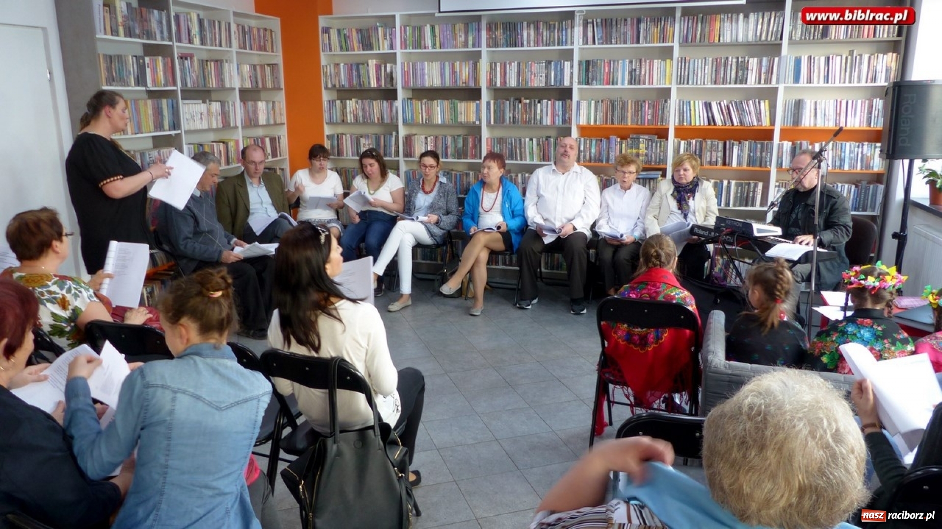 Zdjęcie w galerii na portalu naszraciborz.pl: Na ludowo w Klubie Przyjaciół Biblioteki na Ostrogu wiadomości z regionu