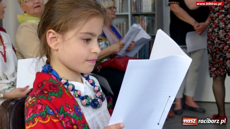 Zdjęcie w galerii na portalu naszraciborz.pl: Na ludowo w Klubie Przyjaciół Biblioteki na Ostrogu wiadomości z regionu