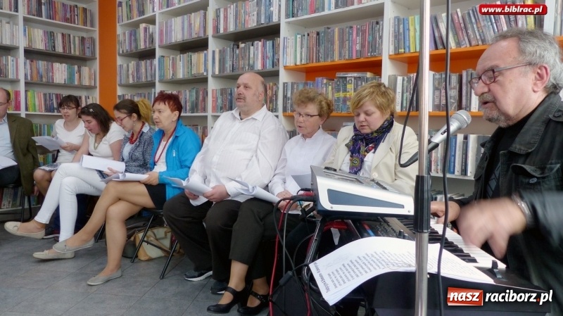 Zdjęcie w galerii na portalu naszraciborz.pl: Na ludowo w Klubie Przyjaciół Biblioteki na Ostrogu wiadomości z regionu