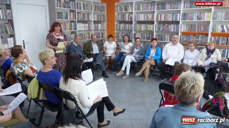 Zdjęcie w galerii na portalu naszraciborz.pl: Na ludowo w Klubie Przyjaciół Biblioteki na Ostrogu wiadomości z regionu