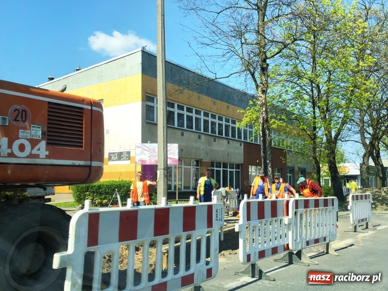 Zdjęcie w galerii na portalu naszraciborz.pl: Utrudnienia w ruchu na ulicy Kościuszki  wiadomości z regionu