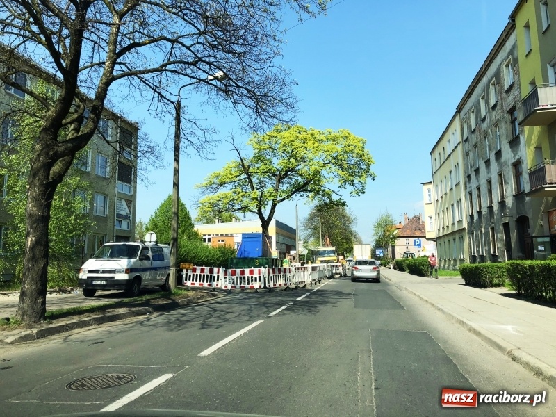 Zdjęcie w galerii na portalu naszraciborz.pl: Utrudnienia w ruchu na ulicy Kościuszki  wiadomości z regionu