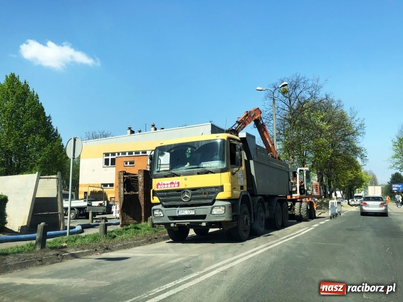 Zdjęcie w galerii na portalu naszraciborz.pl: Utrudnienia w ruchu na ulicy Kościuszki  wiadomości z regionu