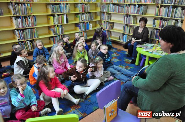 Zdjęcie w galerii na portalu naszraciborz.pl: O Fasolce, Kropelce i Ćmie... wiadomości z regionu