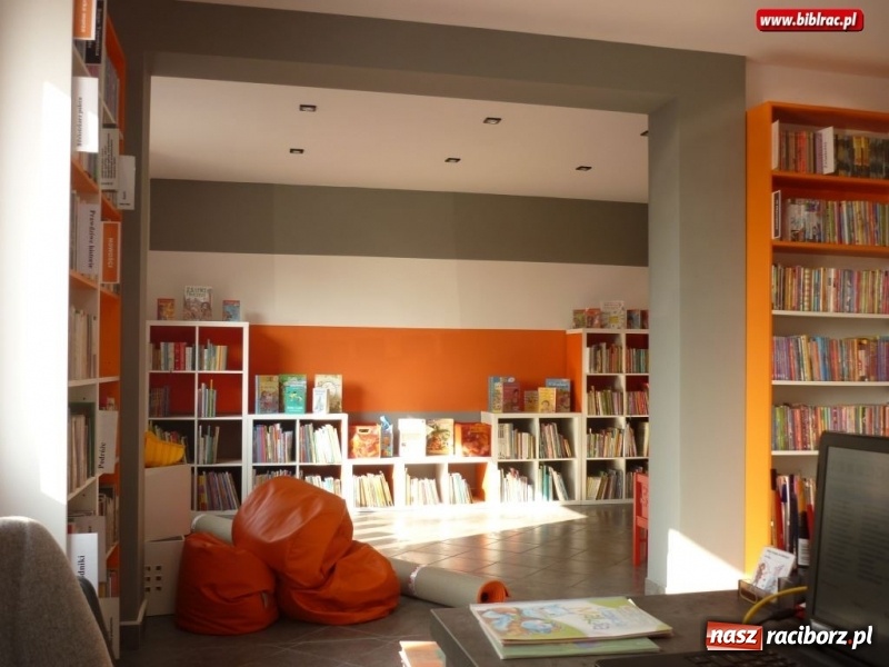 Zdjęcie w galerii na portalu naszraciborz.pl: Nowy cykl raciborskiej książnicy. Poznaj filię na Ostrogu wiadomości z regionu