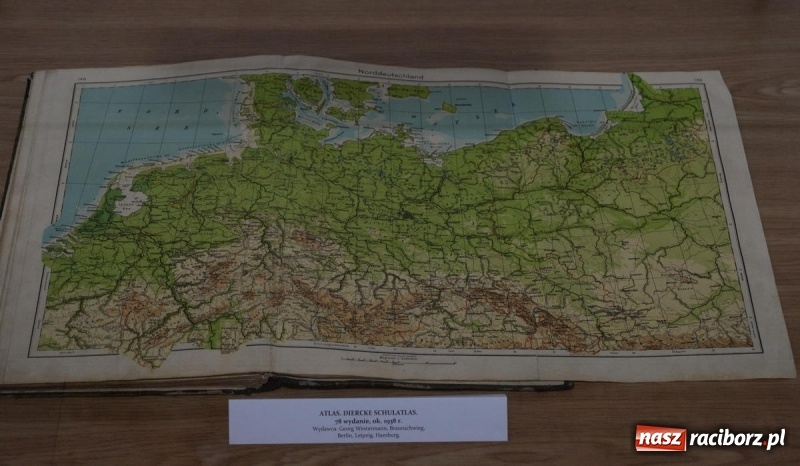 Zdjęcie w galerii na portalu naszraciborz.pl: Muzeum zaprasza na kartograficzną podróż po ziemi raciborskiej  wiadomości z regionu