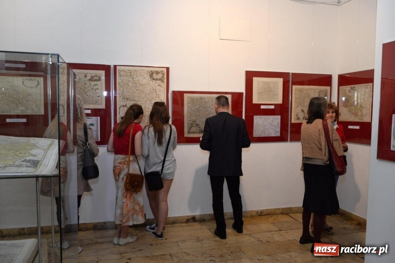 Zdjęcie w galerii na portalu naszraciborz.pl: Muzeum zaprasza na kartograficzną podróż po ziemi raciborskiej  wiadomości z regionu