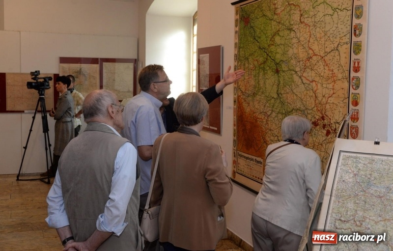 Zdjęcie w galerii na portalu naszraciborz.pl: Muzeum zaprasza na kartograficzną podróż po ziemi raciborskiej  wiadomości z regionu