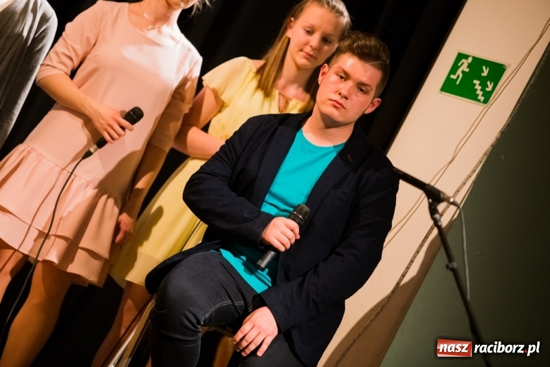 Zdjęcie w galerii na portalu naszraciborz.pl: Na wiosenną nutę w Młodzieżowym Domu Kultury w Raciborzu wiadomości z regionu