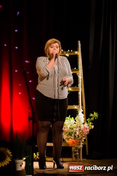 Zdjęcie w galerii na portalu naszraciborz.pl: Na wiosenną nutę w Młodzieżowym Domu Kultury w Raciborzu wiadomości z regionu