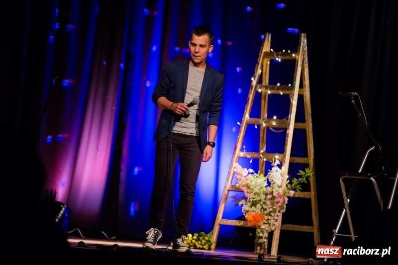 Zdjęcie w galerii na portalu naszraciborz.pl: Na wiosenną nutę w Młodzieżowym Domu Kultury w Raciborzu wiadomości z regionu