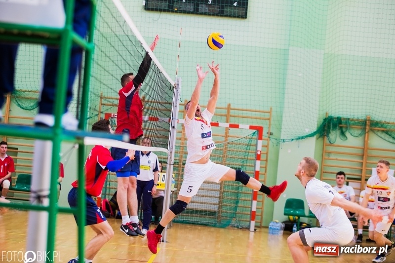 Zdjęcie w galerii na portalu naszraciborz.pl: Eliminacje Mistrzostw Polski w Siatkówce Niesłyszących w Arenie Rafako wiadomości z regionu