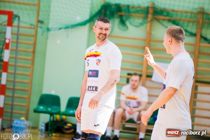 Zdjęcie w galerii na portalu naszraciborz.pl: Eliminacje Mistrzostw Polski w Siatkówce Niesłyszących w Arenie Rafako wiadomości z regionu