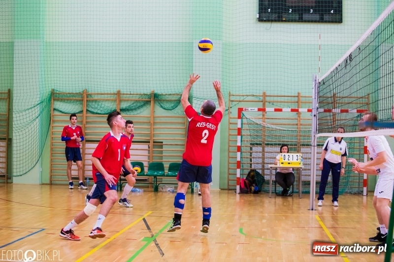 Zdjęcie w galerii na portalu naszraciborz.pl: Eliminacje Mistrzostw Polski w Siatkówce Niesłyszących w Arenie Rafako wiadomości z regionu