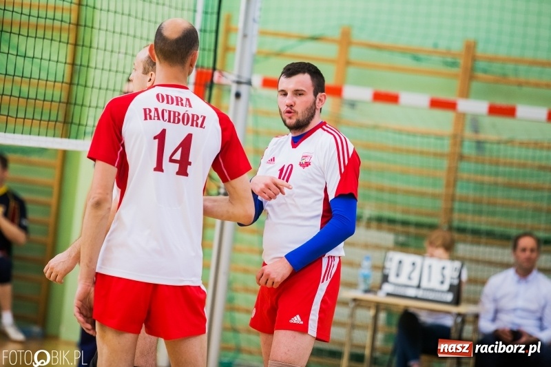 Zdjęcie w galerii na portalu naszraciborz.pl: Eliminacje Mistrzostw Polski w Siatkówce Niesłyszących w Arenie Rafako wiadomości z regionu