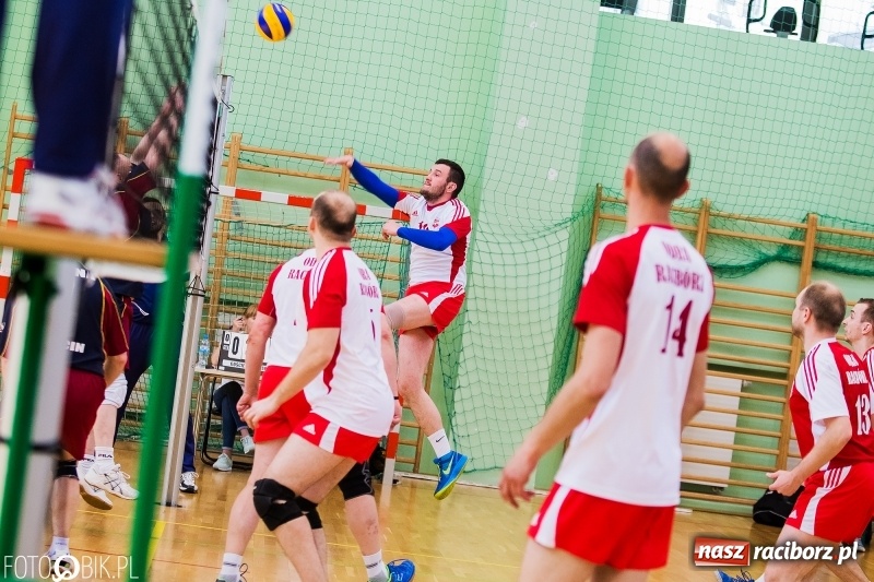 Zdjęcie w galerii na portalu naszraciborz.pl: Eliminacje Mistrzostw Polski w Siatkówce Niesłyszących w Arenie Rafako wiadomości z regionu