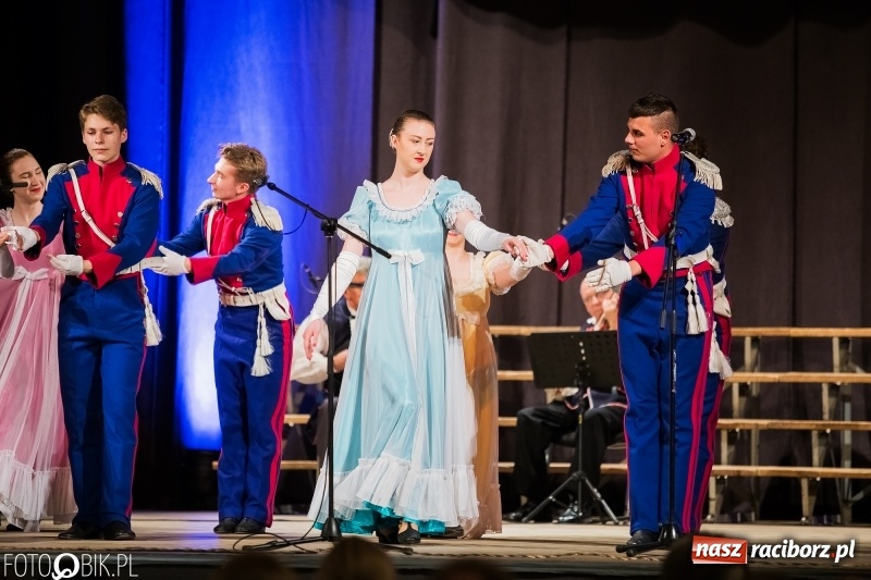 Zdjęcie w galerii na portalu naszraciborz.pl: XIV Festiwal Pieśni Stanisława Moniuszki w Domu Kultury Strzecha wiadomości z regionu